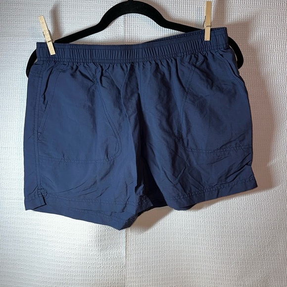 COLUMBIA Sportswear Athleisure Blue Shorts Medium - Picture 1 of 6